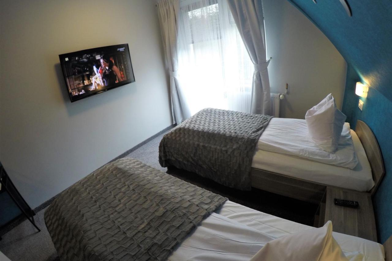 Zajazd Gniewko Mala Karczma Extérieur photo