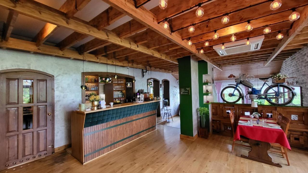 Zajazd Gniewko Mala Karczma Extérieur photo