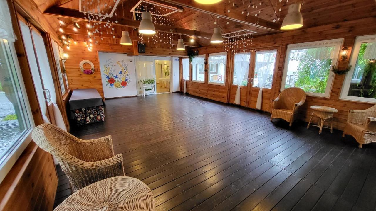 Zajazd Gniewko Mala Karczma Extérieur photo