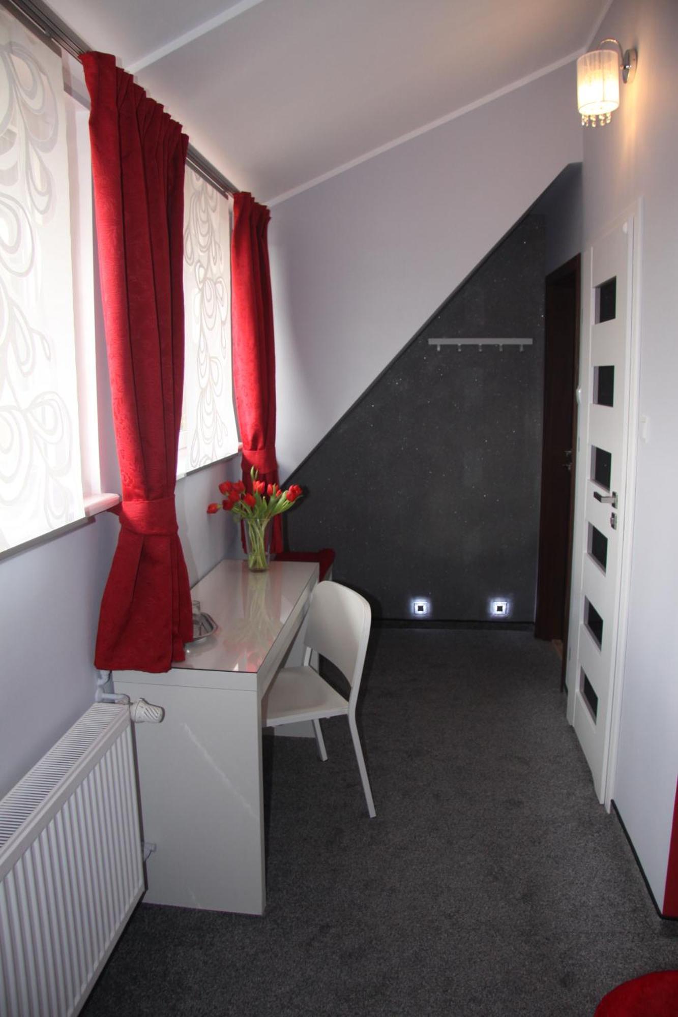 Zajazd Gniewko Mala Karczma Extérieur photo